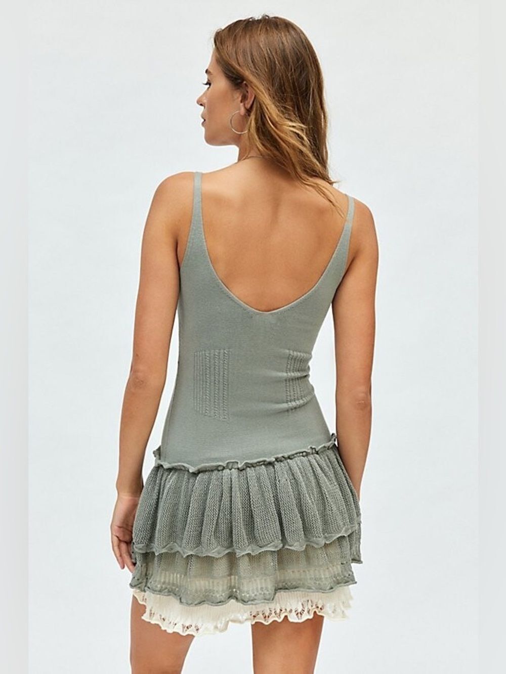 Urban Outfitters Kimchi Blue Tessa Tiered Ruffle Sweater Tank Mini Dress sz L - Picture 4 of 12